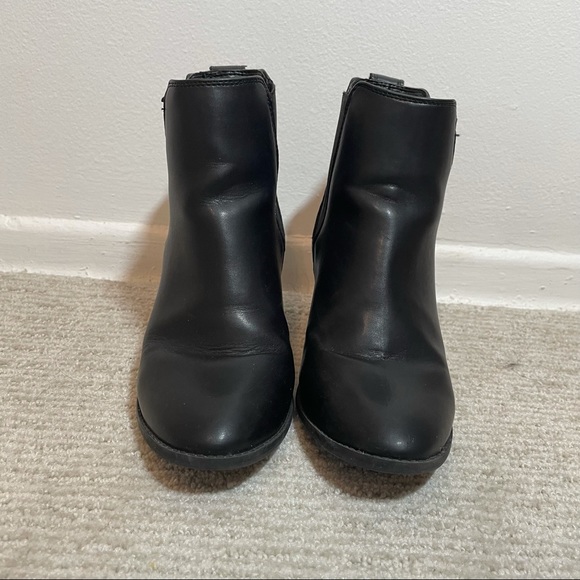 heel boots 🧡 - Picture 2 of 4